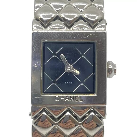 CHANEL Matelasse Quartz Wrist Watch Silver Metallic - Picture 9 of 12